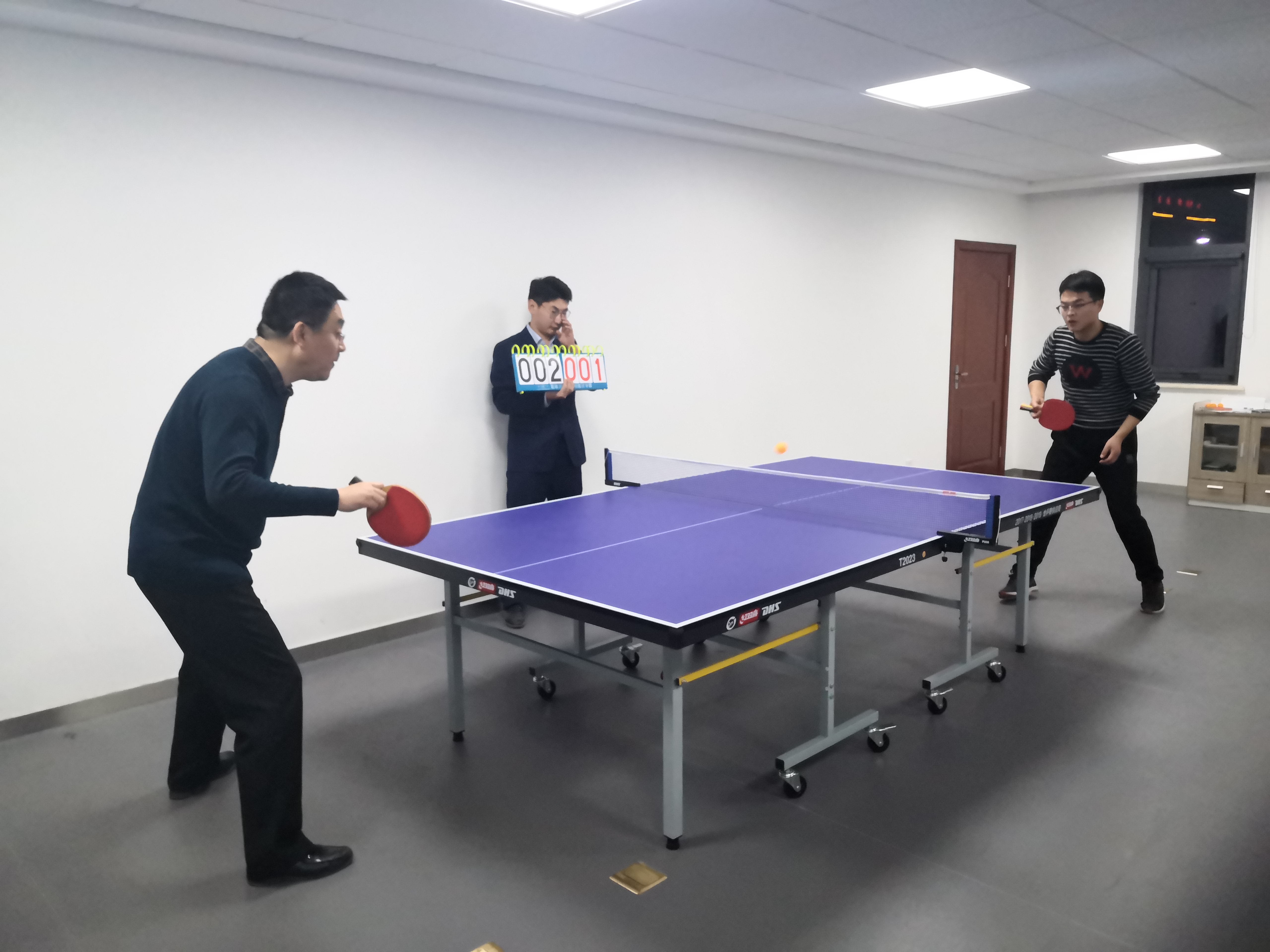 泓源公司舉辦“慶元旦、迎新春”職工乒乓球臺(tái)球比賽(圖2)